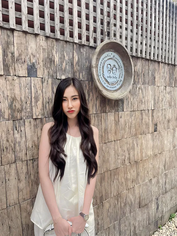 Gena Wipada สาวสวย