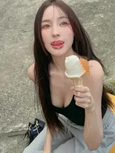 น้อง พิมพ์
